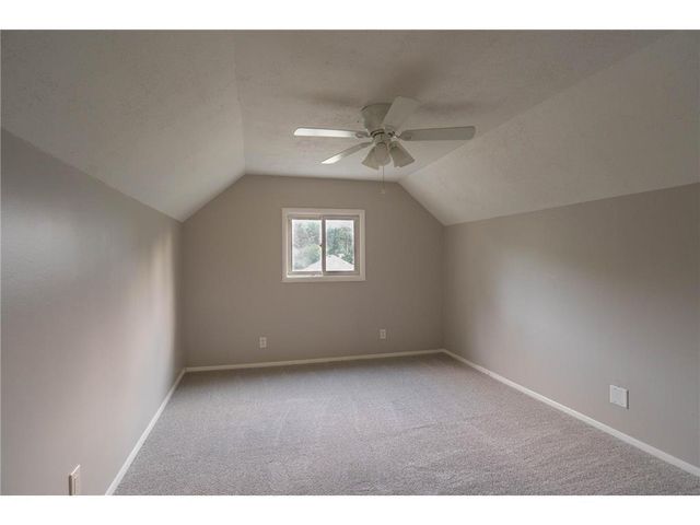 1333 Pacific Street, Saint Paul, MN 55106
