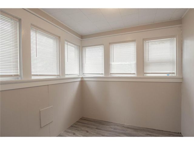 1333 Pacific Street, Saint Paul, MN 55106