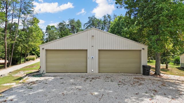 490 Rocky Point Road, Bronston, KY 42518
