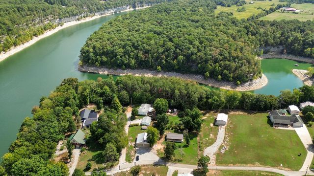490 Rocky Point Road, Bronston, KY 42518