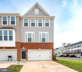 111 HALF MOON WAY, Fredericksburg, VA 22405
