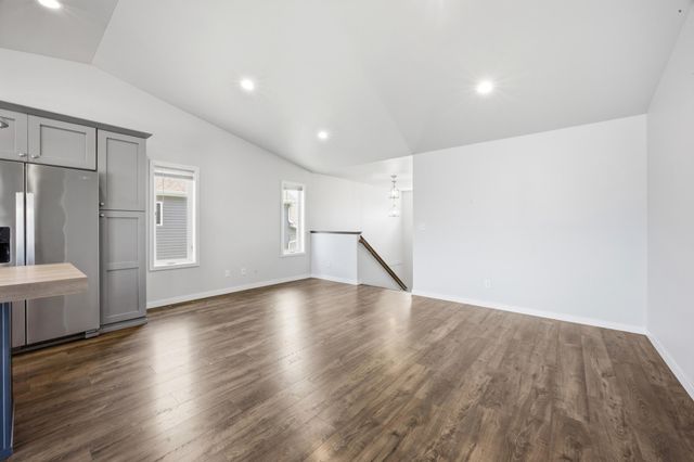 5796 Deb Drive W, West Fargo, ND 58047