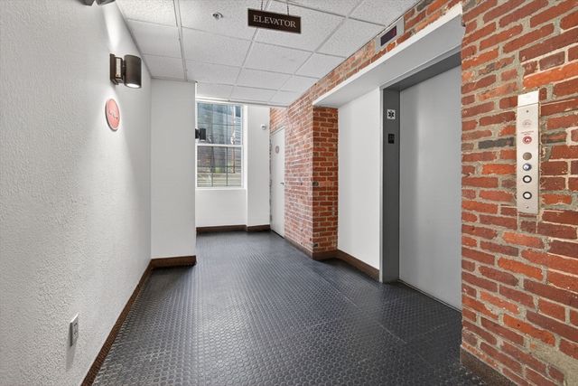 200 Market St 3101, Lowell, MA 01852