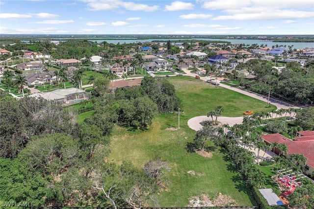 965 Leo CT, Marco Island, FL 34145