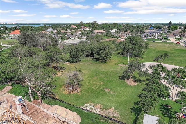 965 Leo CT, Marco Island, FL 34145