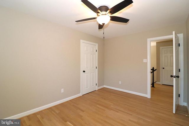 6885 WALNUT HEIGHTS DR, Warrenton, VA 20186