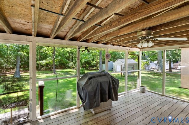 11601 Latane Wood Rd, Chesterfield, VA 23838