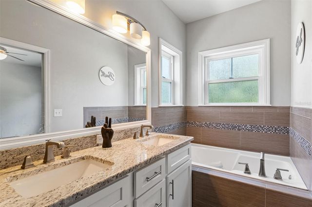 4855 SW 64TH ROAD, Gainesville, FL 32608