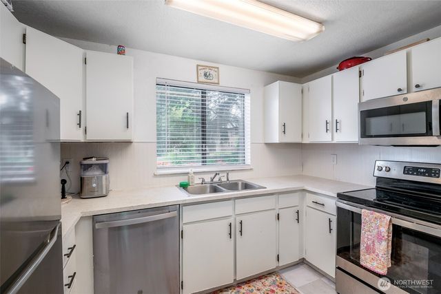 2209 McIver Court SW, Tumwater, WA 98512