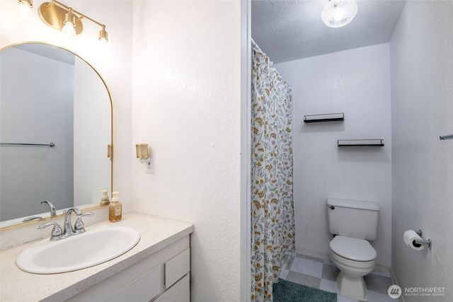 2209 McIver Court SW, Tumwater, WA 98512