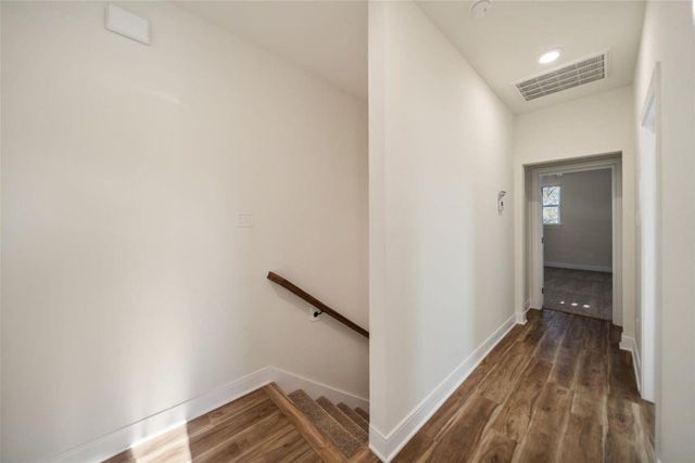 412 W Marlin Street, Willis, TX 77378