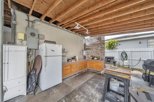 213 W 20th Street, Hialeah, FL 33010