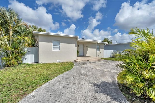 213 W 20th Street, Hialeah, FL 33010