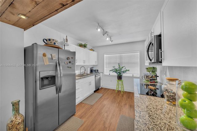 213 W 20th Street, Hialeah, FL 33010