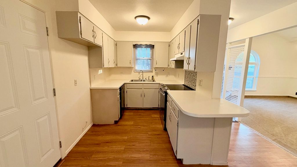 Image 4 of property listing at 2756 Eunice Drive, San Angelo, TX 76901