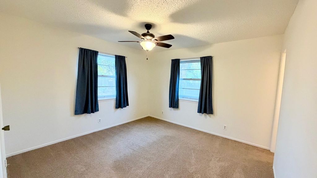 Image 6 of property listing at 2756 Eunice Drive, San Angelo, TX 76901