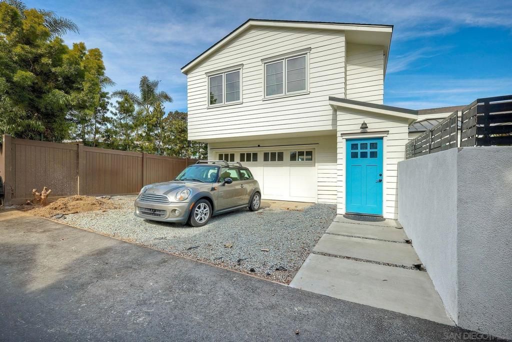 Image 19 of property listing at 776 Silvergate Ave, San Diego, CA 92106