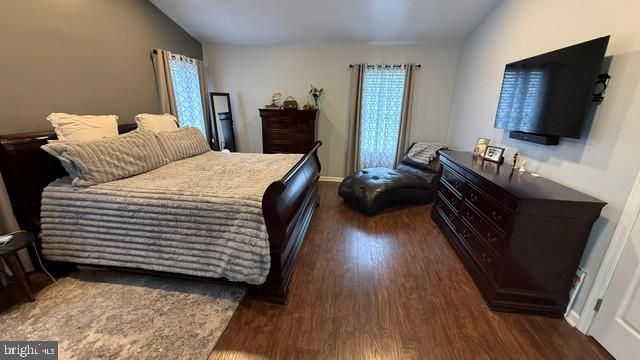 25 RED GRAVEL CIR, Sicklerville, NJ 08081