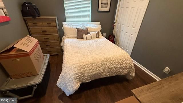25 RED GRAVEL CIR, Sicklerville, NJ 08081