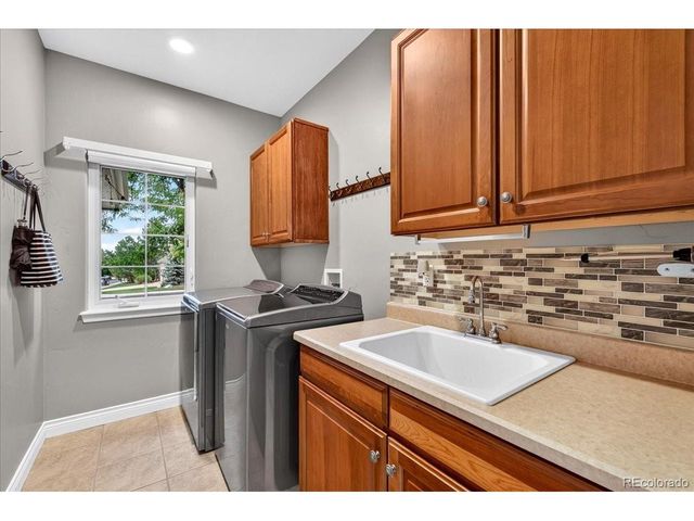 7086 Turweston Ln, Castle Pines, CO 80108