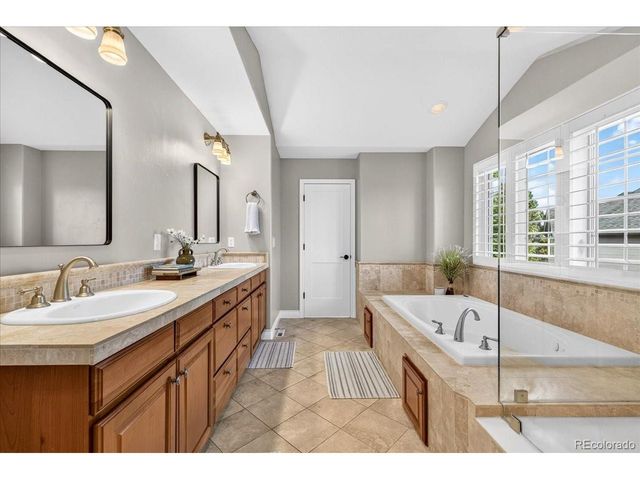 7086 Turweston Ln, Castle Pines, CO 80108