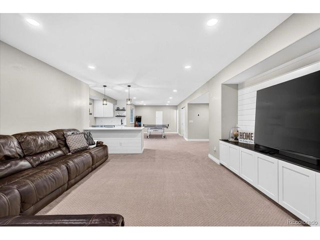 7086 Turweston Ln, Castle Pines, CO 80108