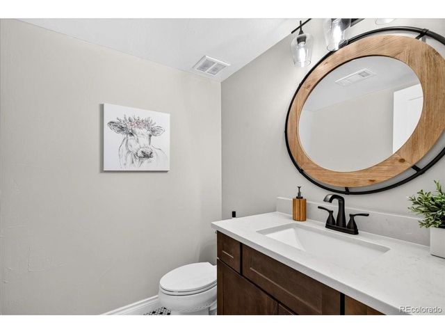 7086 Turweston Ln, Castle Pines, CO 80108