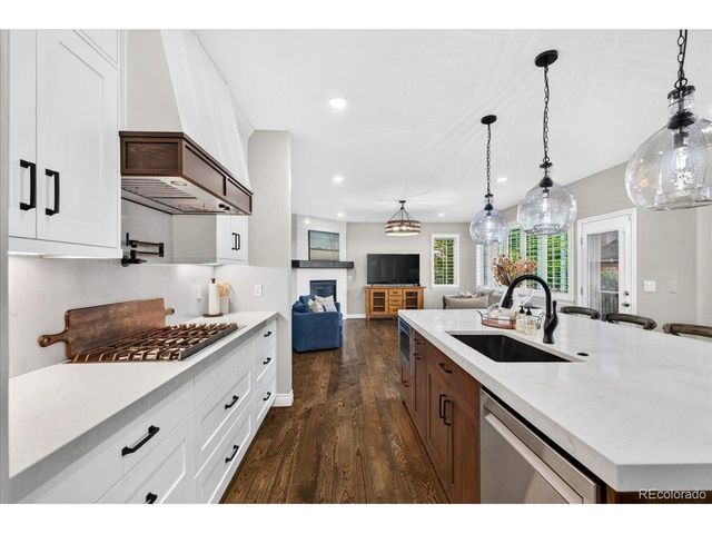 7086 Turweston Ln, Castle Pines, CO 80108