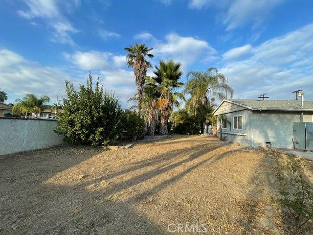 14746 Jaguar, San Fernando, CA 91345