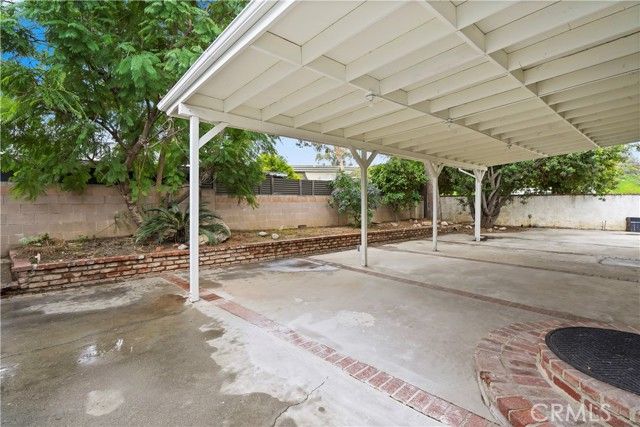 14746 Jaguar, San Fernando, CA 91345