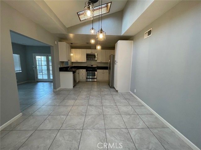 14746 Jaguar, San Fernando, CA 91345