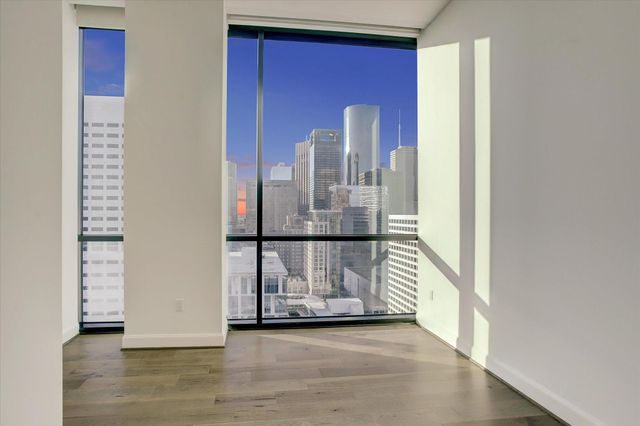 1211 Caroline Street 2002, Houston, TX 77002