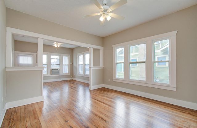 901 Boundary Street, Houston, TX 77009