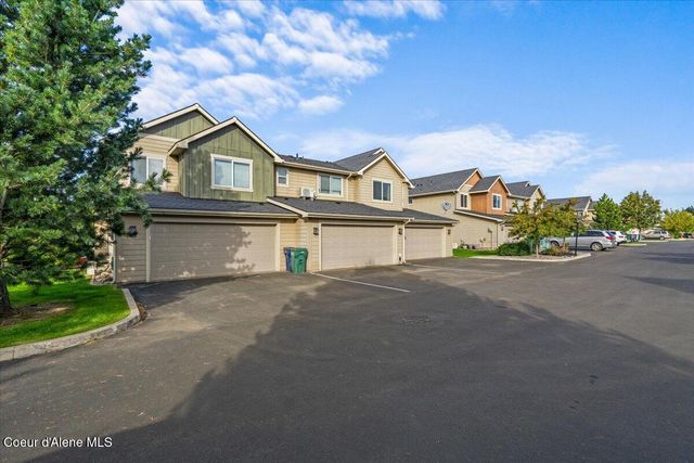 6452 N Descartes Drive, Coeur D'alene, ID 83815