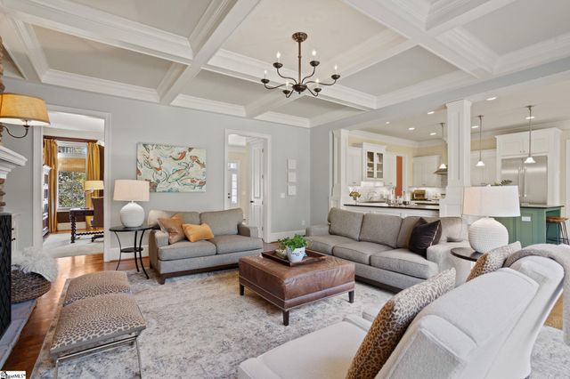 3 Kings Grant Way, Simpsonville, SC 29681