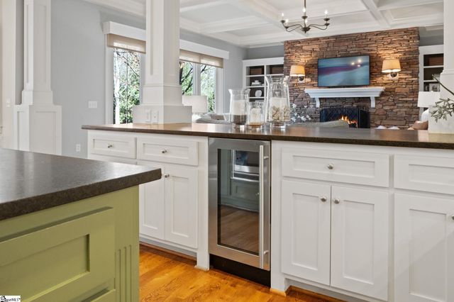 3 Kings Grant Way, Simpsonville, SC 29681