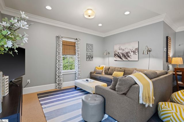 3 Kings Grant Way, Simpsonville, SC 29681