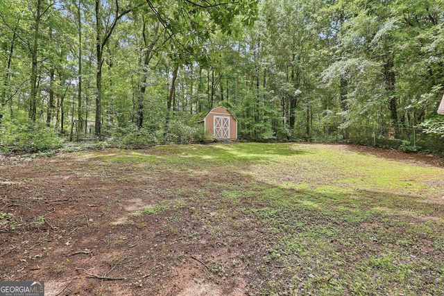 85 Apache Pointe Drive, Senoia, GA 30276