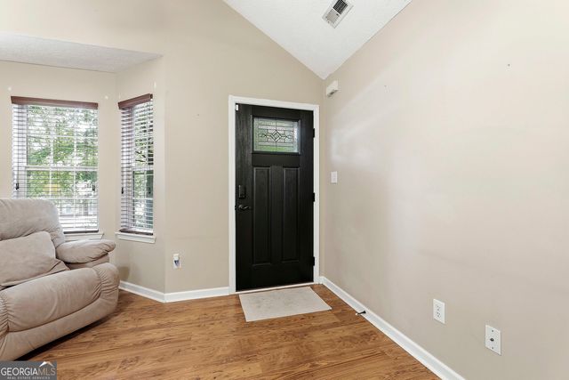 85 Apache Pointe Drive, Senoia, GA 30276