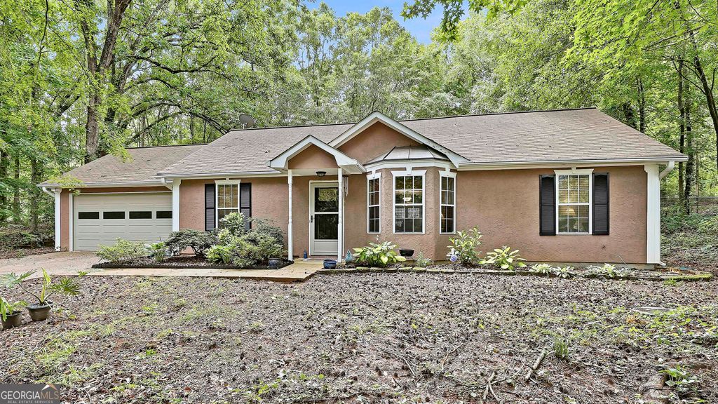 85 Apache Pointe Drive, Senoia, GA 30276