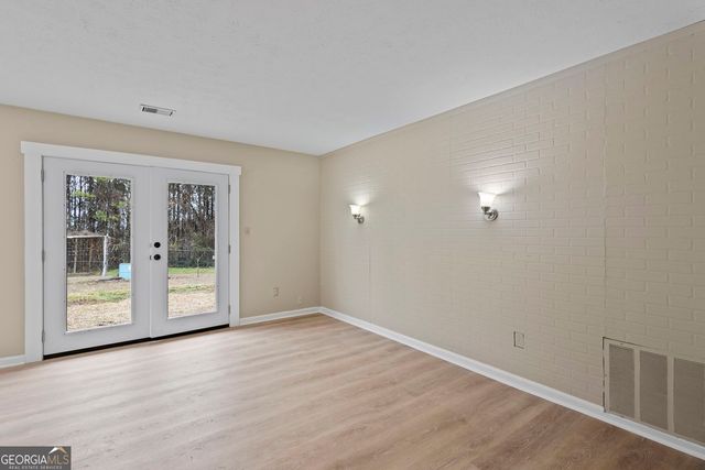 1201 Shoreham Drive, Atlanta, GA 30349