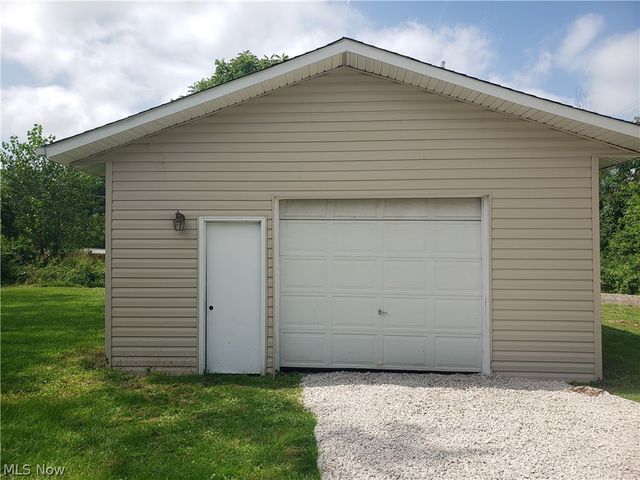 6110 Antrim Road, Elyria, OH 44035