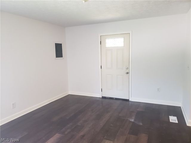 6110 Antrim Road, Elyria, OH 44035