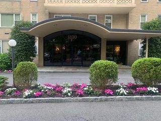 1200 Midland 8f, Bronxville, NY 10708
