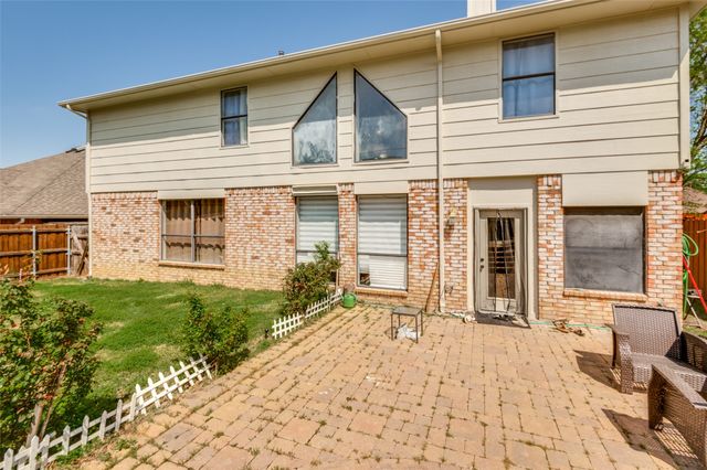 2322 Wilmette Drive, Arlington, TX 76018