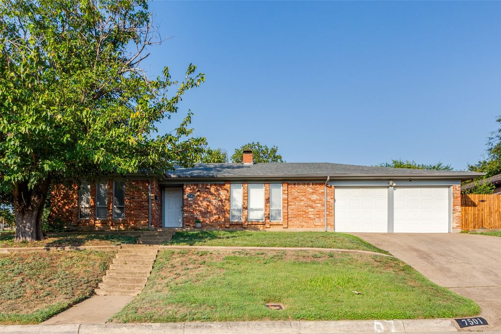 7501 Trimble Drive, Fort Worth, TX 76134