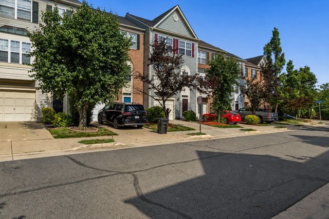 9241 LORTON VALLEY RD, Lorton, VA 22079