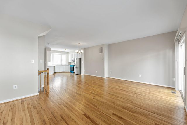 9241 LORTON VALLEY RD, Lorton, VA 22079