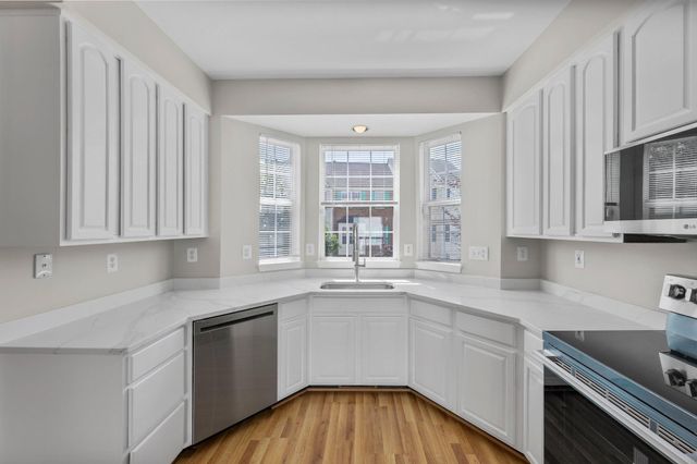 9241 LORTON VALLEY RD, Lorton, VA 22079