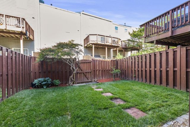 9241 LORTON VALLEY RD, Lorton, VA 22079